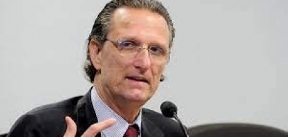 Demanda por petróleo no mundo deve cair cerca de 40% nas próximas décadas