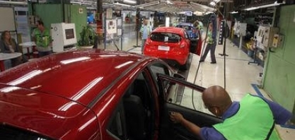 Produção de veículos recua 7,1% em junho apesar de programa federal
