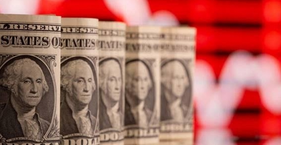 Bolsa e dólar sobem após dados fracos sobre economia da China e do Brasil