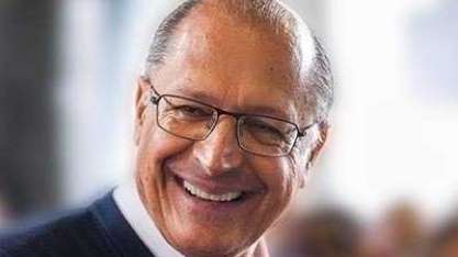 Alckmin trabalha para antecipar meta de 15% de biodiesel no diesel