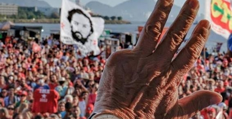 Relógio de R$ 80 mil de Lula não consta em lista de presentes oficiais