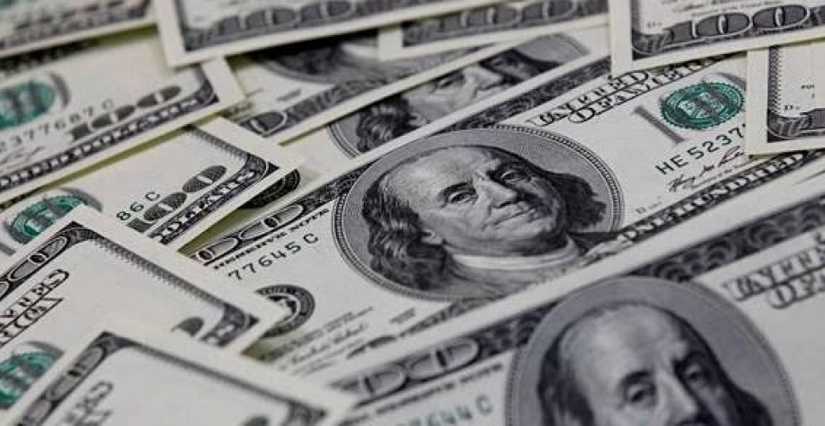 Bolsa volta a subir após 13 desvalorizações; dólar vai a R$ 4,968