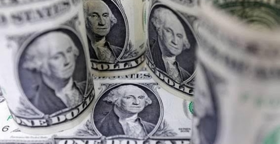 Dólar sobe a R$ 4,894 e Ibovespa cai 0,10%