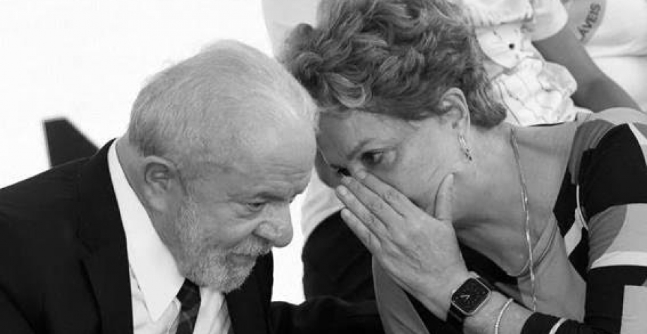 Luiz Inácio Lula da Silva (PT) e a ex-presidente Dilma Rousseff - Adriano Machado Reuters
