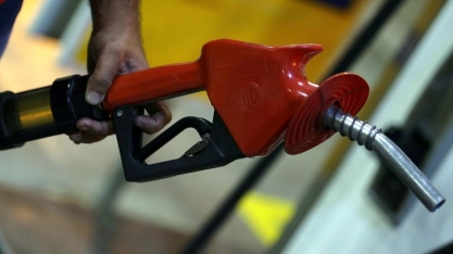 Defasagem de preços já restringe oferta de diesel no país, dizem postos