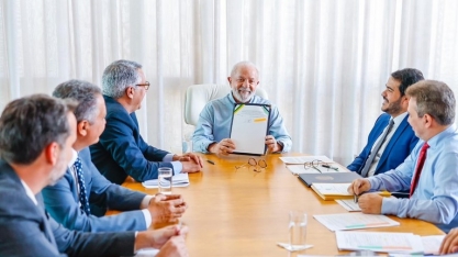 Lula publica decreto que fortalece a cadeia produtiva do leite no Brasil