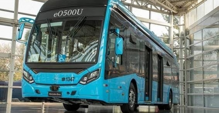 Mercedes-Benz lança ônibus elétrico brasileiro na Busworld, maior evento do setor no mundo. Foto Mercedes/Divulgação