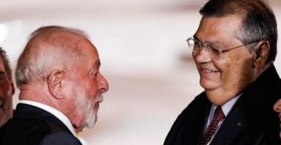 Lula e Dilma destruíram o STF e indicação de Dino aumenta a degeneração