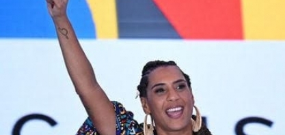 Buraco negro e linchamento moral - Por Celso Ming