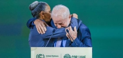 Precisamos tirar o pé do acelerador das energias fósseis,diz Marina Silva