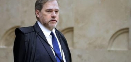 O surto do ministro está custando bilhões de reais ao pagador de impostos