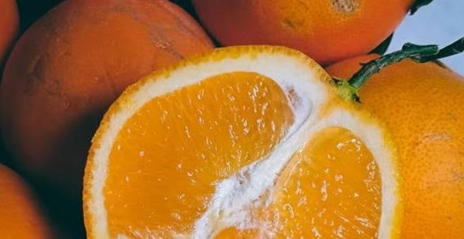 Caixa de laranja atinge R$ 80 com menor oferta e incidência de greening