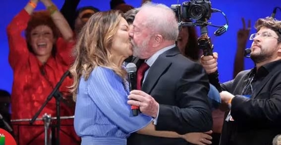 Governo encontra móveis do Alvorada após Lula culpar Bolsonaro