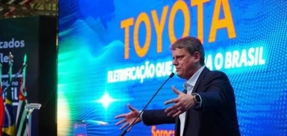 Tarcísio reage a governo Lula e cobra paternidade de R$ 11 bi da Toyota