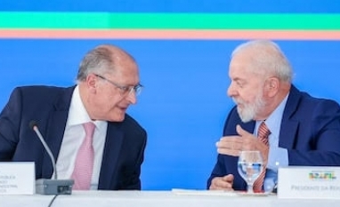 Híbrido ou elétrico?Governo Lula define regras do Mover para setor dividido
