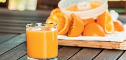 Estoque de suco de laranja no mundo aumenta, mas é o 2º menor em 13 anos