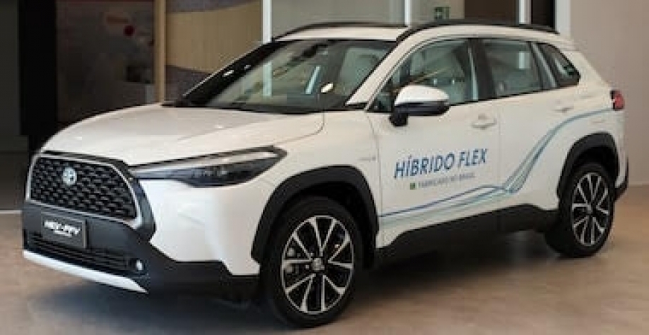 Toyota: A estratégia de focar em carros híbridos em vez de elétricos puros