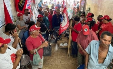 MST invade sede do Incra em Alagoas contra nomeação de indicado de Lira