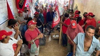 MST invade sede do Incra em Alagoas contra nomeação de indicado de Lira