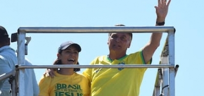 Anomalia:Político que leva multidões às ruas está inelegível sem condenação