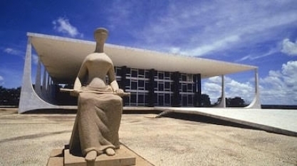 Censura no Brasil de hoje é pior do que a censura da ditadura militar