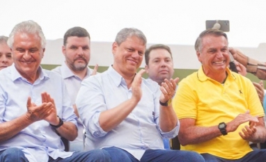 Bolsonaro elogia Tarcísio e Caiado e diz que,se não voltar,plantou semente