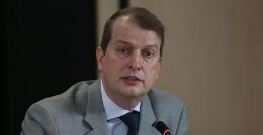 Diretor da CNI diz que País tem de aproveitar janela de oportunidade com a transição energética.