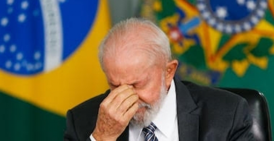 Governo Lula é um anão no Congresso e perdeu o contato com o Brasil 