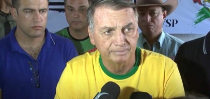 Bolsonaro inicia campanha de arrecadação de doações para o RS