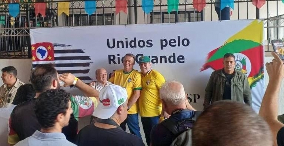 Bolsonaro retoma viagens após internação e inicia caravana por doações
