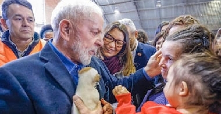 Tragédia no Rio Grande do Sul vira palco para propaganda do governo Lula