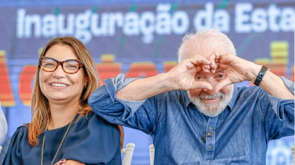 Só faltava o arroz subsidiado ter a estampa de Lula e Janja na embalagem