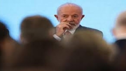 Presidente vai ser forçado a reconsiderar estratégia de governo