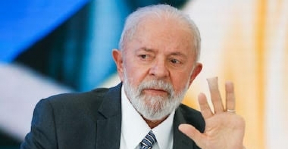 Governo Lula acha que o grande problema do País é o povo brasileiro