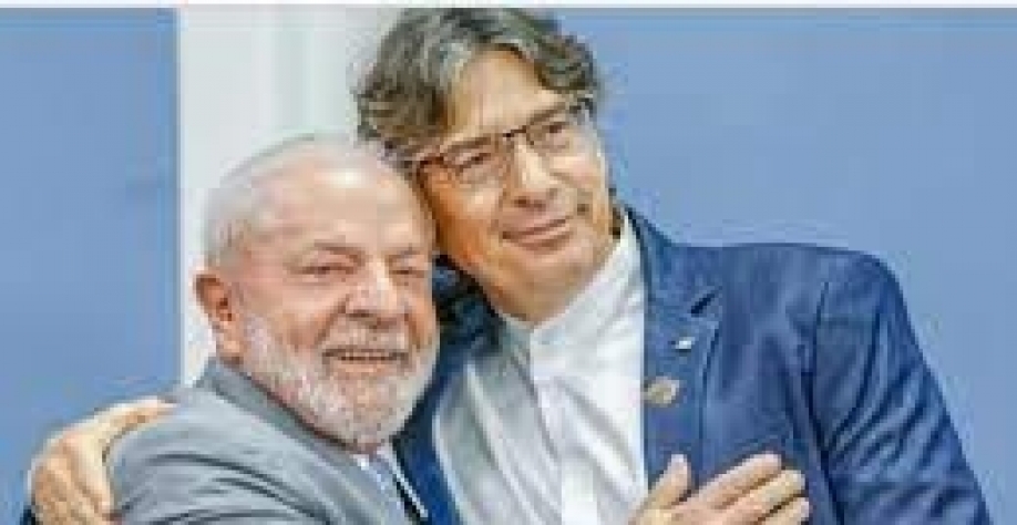 Bolsonaristas querem levar Pochmann à Câmara para explicar erros do IBGE