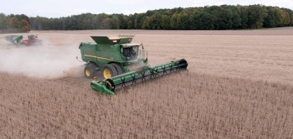 Safra de soja e de milho dos Estados Unidos entra em mês decisivo