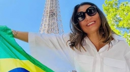Janja viaja a Paris com equipe de comunicação que filma os seus passos