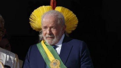 Não vamos abandonar o petróleo, diz Lula