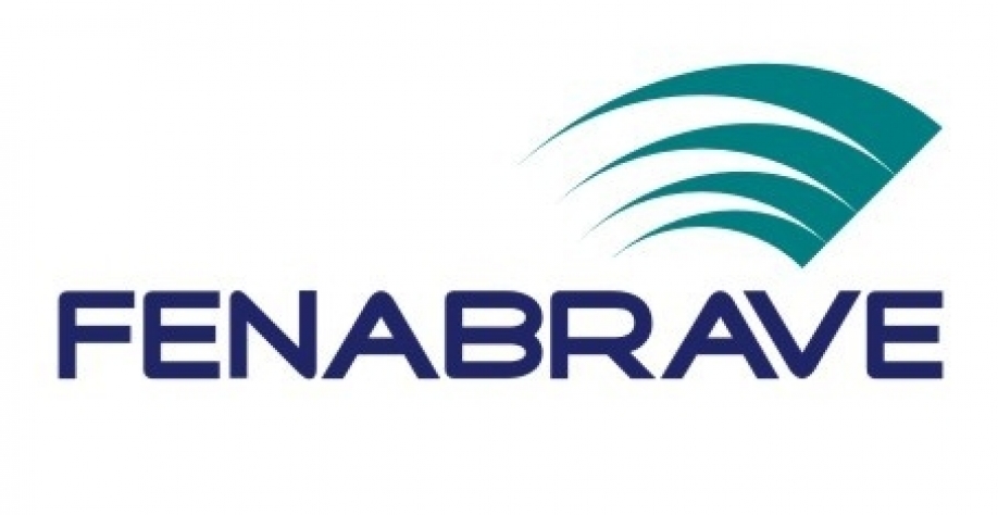  Vendas de veículos novos aumentam em julho, diz Fenabrave