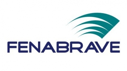  Vendas de veículos novos aumentam em julho, diz Fenabrave