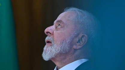 Problema do país não é o pobre trabalhador, são os ricos, diz Lula