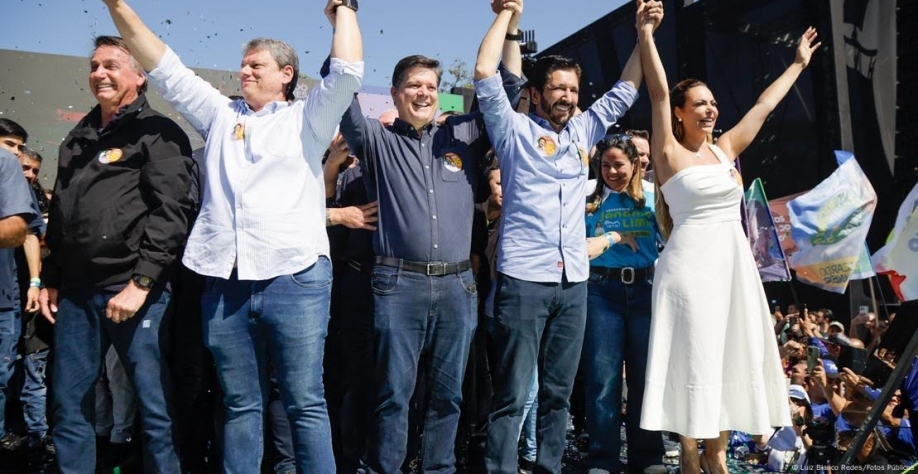 Como Bolsonaro deve influenciar as eleições municipais