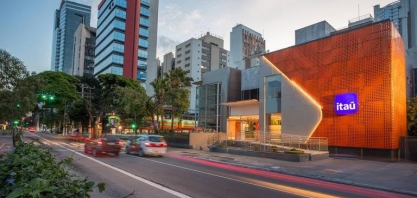 Lucro do Itaú Unibanco sobe 15,2% no 2º tri, para R$ 10,1 bilhões