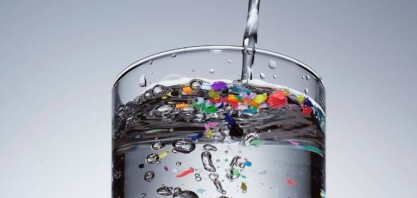 Algodão pode ajudar a reduzir consumo humano de microplásticos