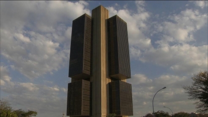 Banco Central deve promover nesta quarta 1º aumento de juros de Lula/3