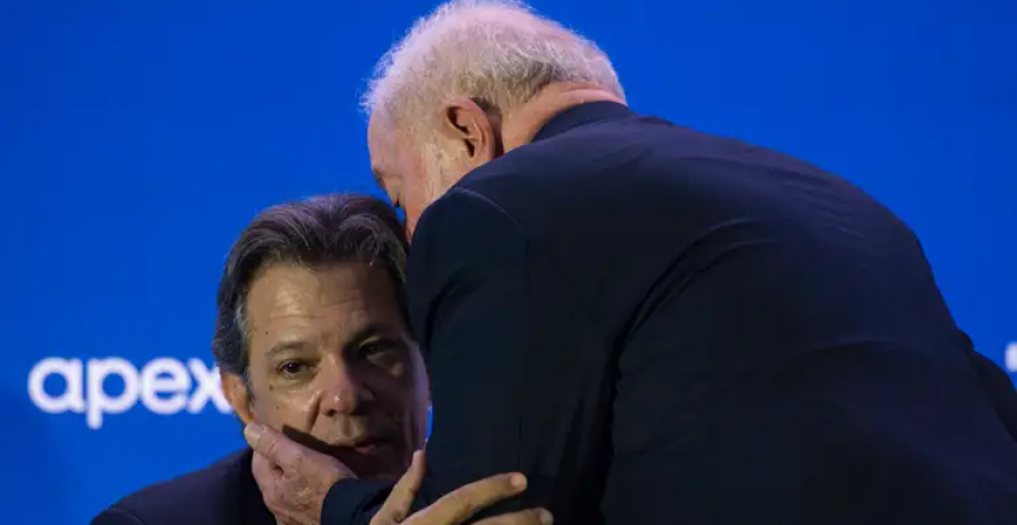 Haddad tenta convencer Lula a conter dívida. Missão impossível?