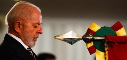 Alguém consegue citar alguma realização concreta do governo Lula até agora?