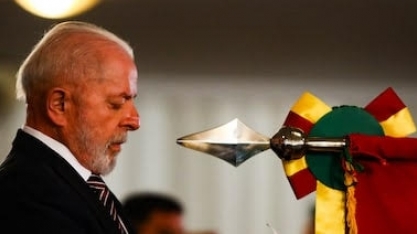 Alguém consegue citar alguma realização concreta do governo Lula até agora?