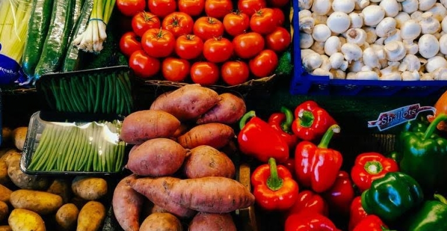 Alimentação sobe 2% e tem maior alta desde maio de 2022 em SP