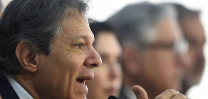 Pacote desastroso é segunda queda de Lula do banquinho